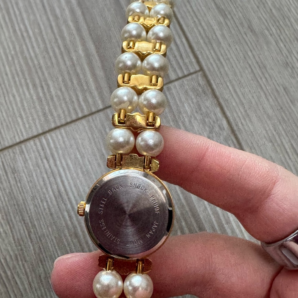 Vintage Gold and Pearl Jacmor Watch Chic Elegant Classy Costume Old Money - Picture 4 of 4
